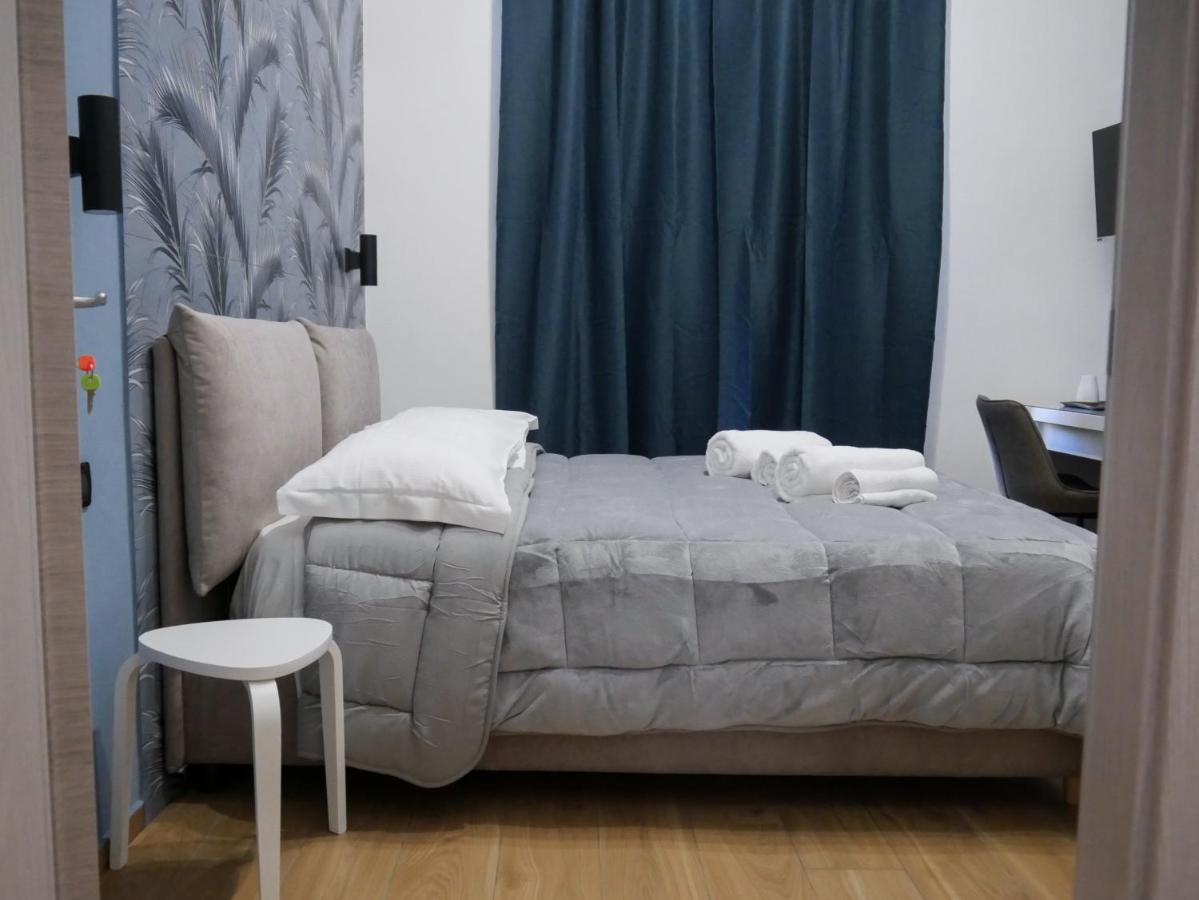 Palazzo Ferrara 1952 Bed and breakfast