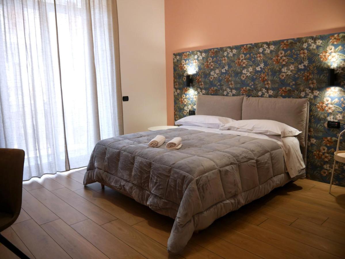 Palazzo Ferrara 1952 Bed and breakfast *